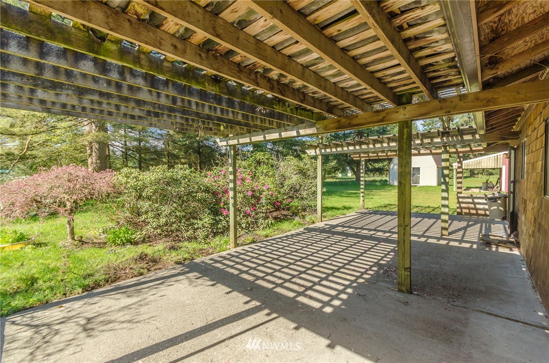 16823 Weaver Lane Southwest Rochester, WA 98579 - Photo 11 of 24