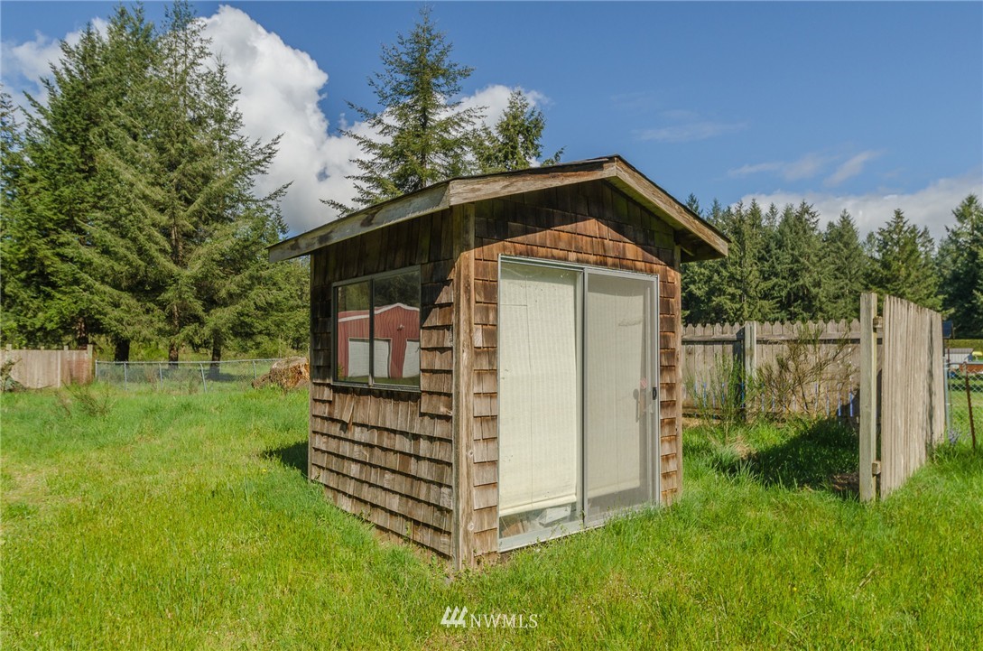 16823 Weaver Lane Southwest Rochester, WA 98579 - Photo 14 of 24