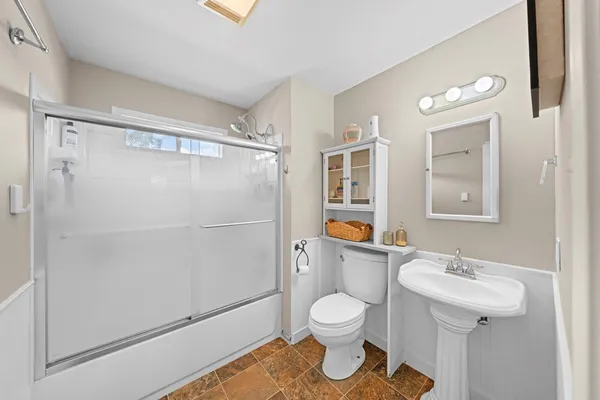 $659,000 | 132 Silver Creek Lane East, Center Point, TX 78010