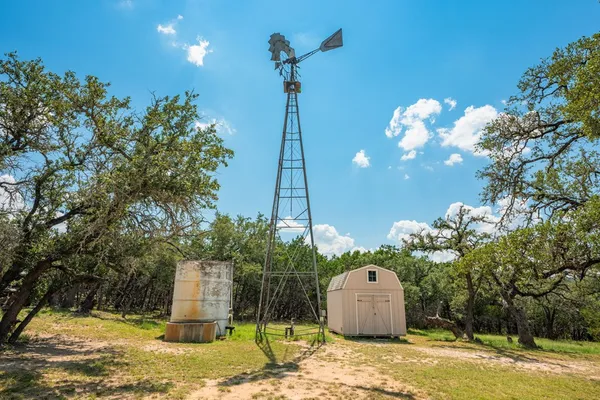 $659,000 | 132 Silver Creek Lane East, Center Point, TX 78010