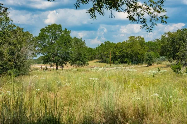 $659,000 | 132 Silver Creek Lane East, Center Point, TX 78010