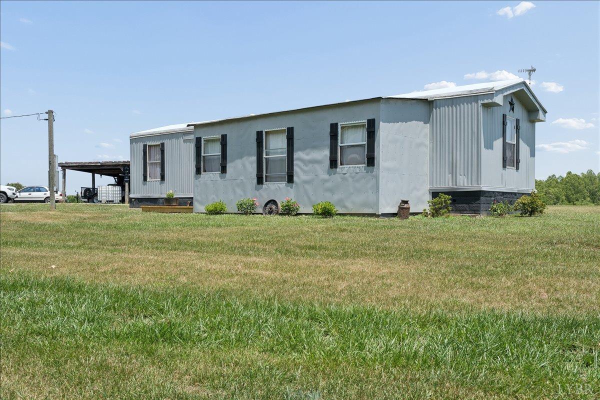 1606 Mt Calvary Road Brookneal, VA 24528 - Photo 24 of 43