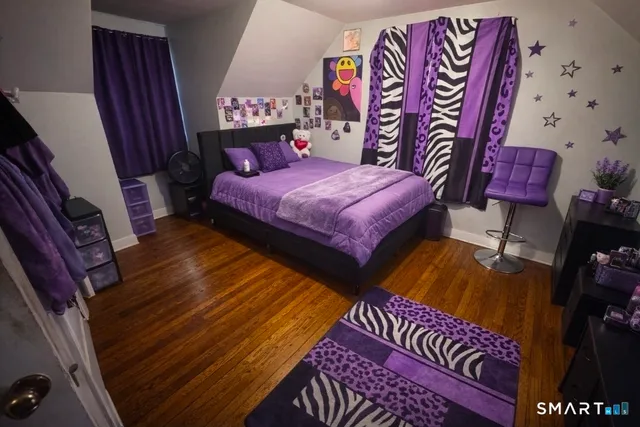 $299,999 | 1002 Winchester Avenue, Hamden, CT 06517