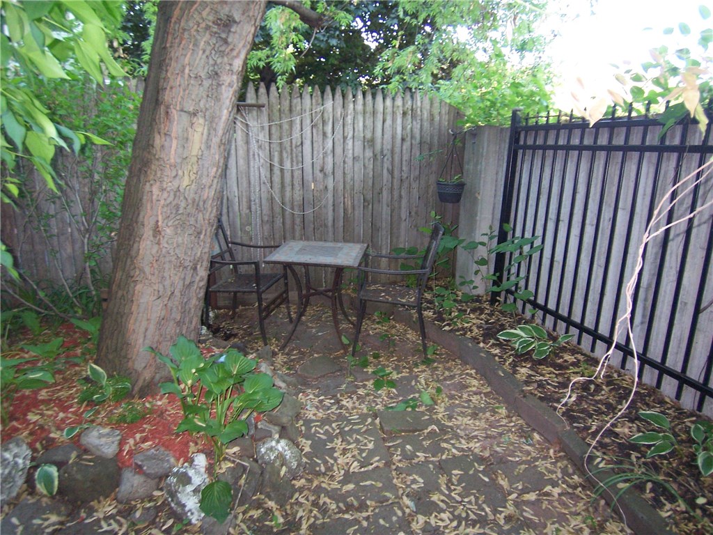 139 Richard Street Rochester, NY 14607 - Photo 17 of 18