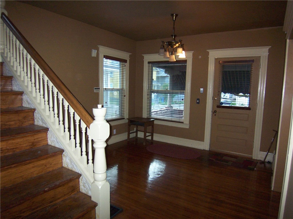 139 Richard Street Rochester, NY 14607 - Photo 5 of 18