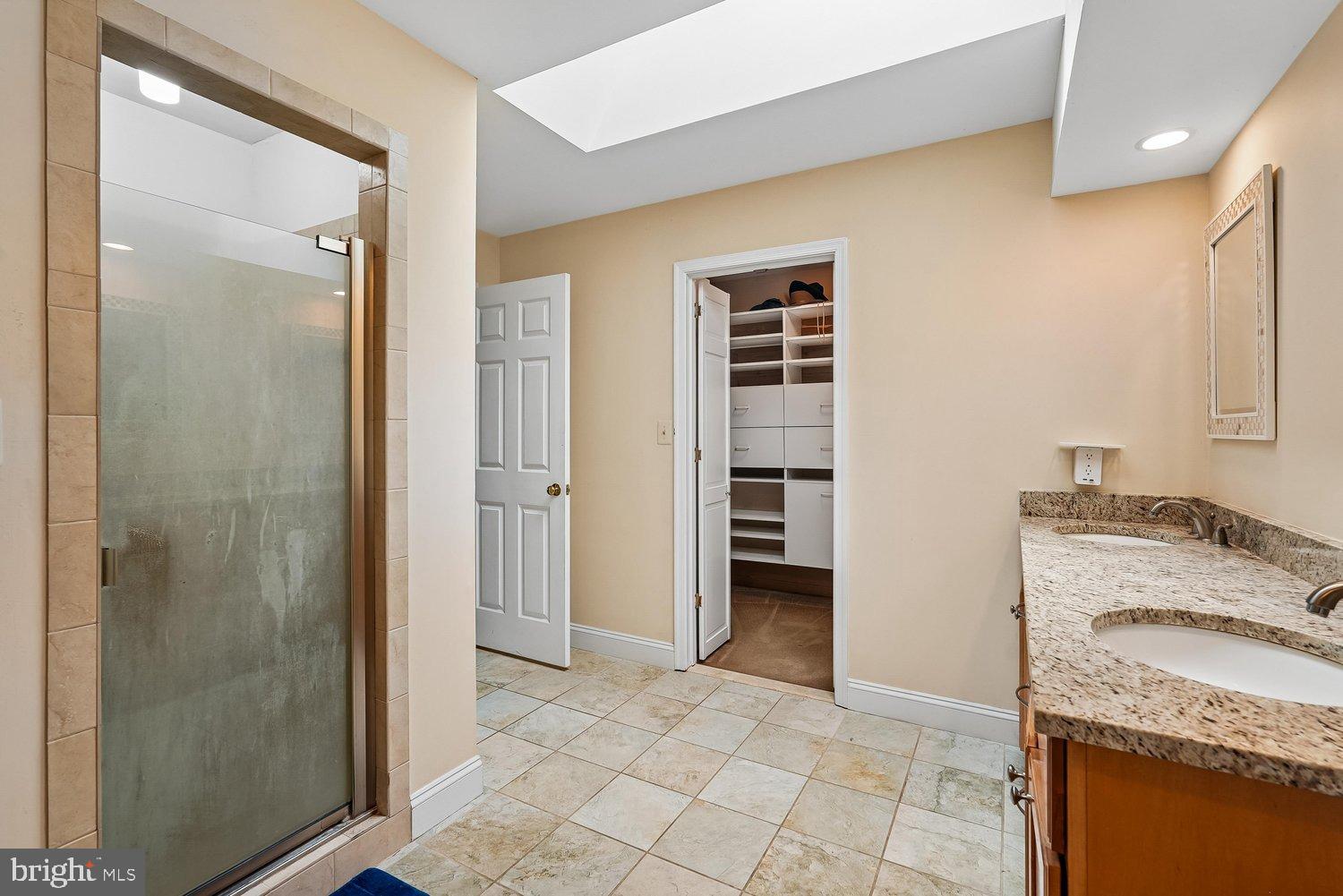 8212 Honeysuckle Road Manassas, VA 20112 - Photo 29 of 48 Primary Bathroom
