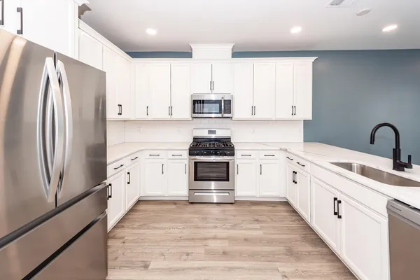 $1,950 | 522 Green Fern Drive, Summerville, SC 29483
