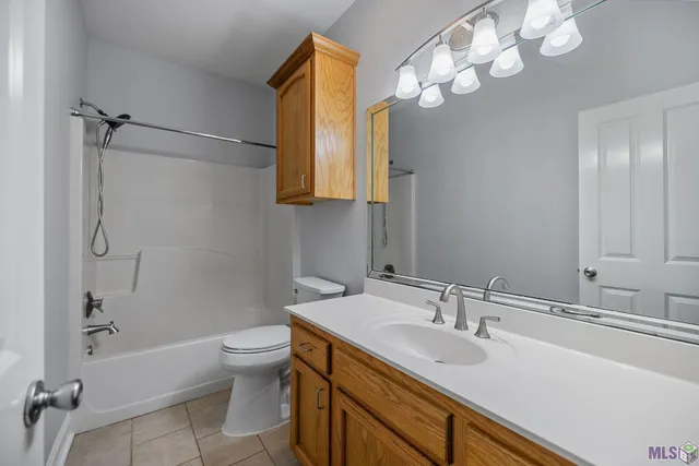 $365,000 | 8139 Brennen Drive, Baton Rouge, LA 70818