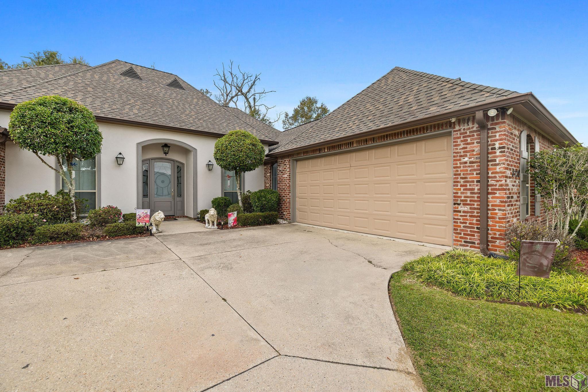 8139 Brennen Drive Baton Rouge, LA 70818 - Photo 2 of 26