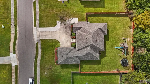 $365,000 | 8139 Brennen Drive, Baton Rouge, LA 70818