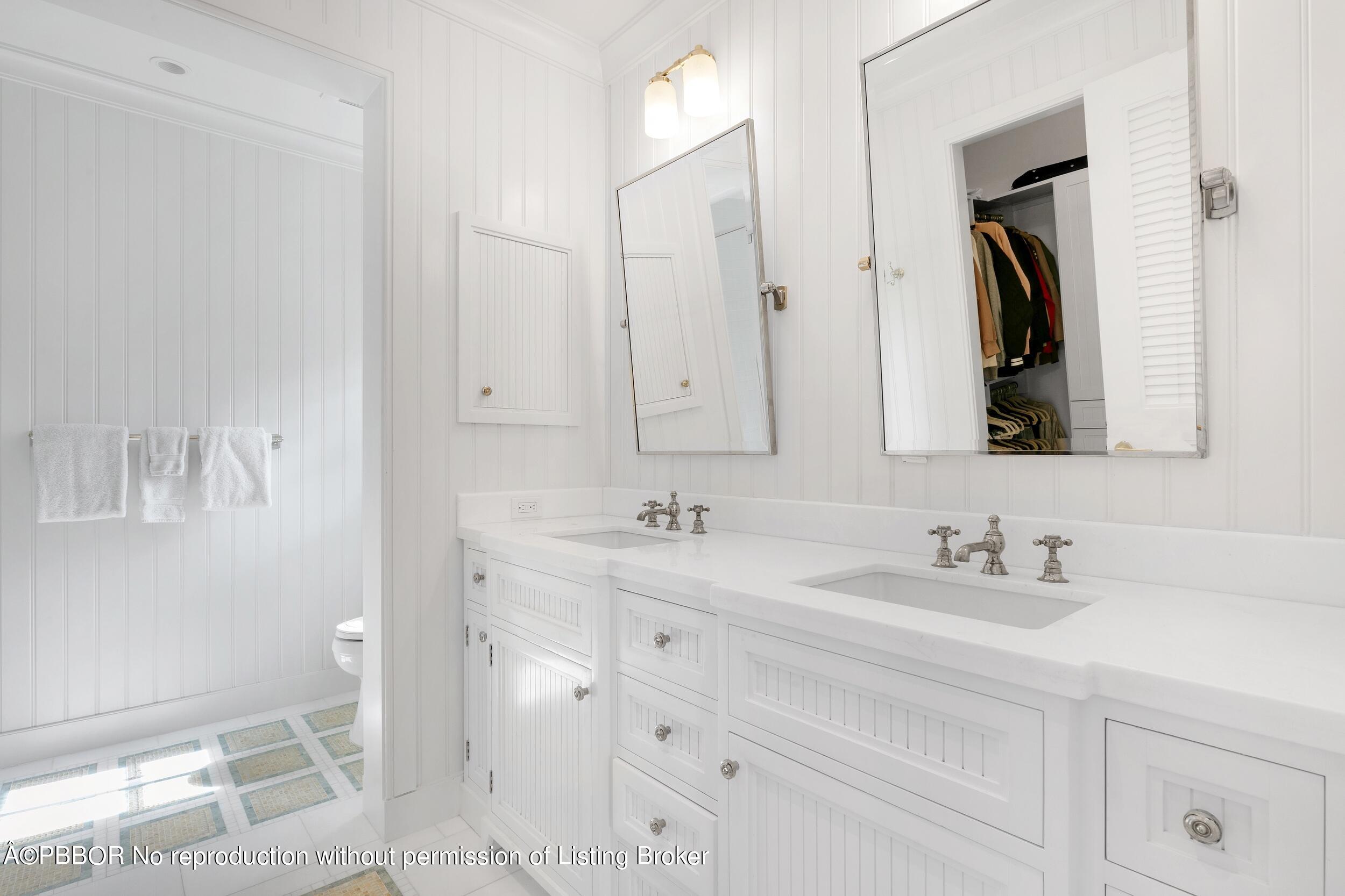 245 Ridgeview Drive Palm Beach, FL 33480 - Photo 24 of 43 Guest Bath 2