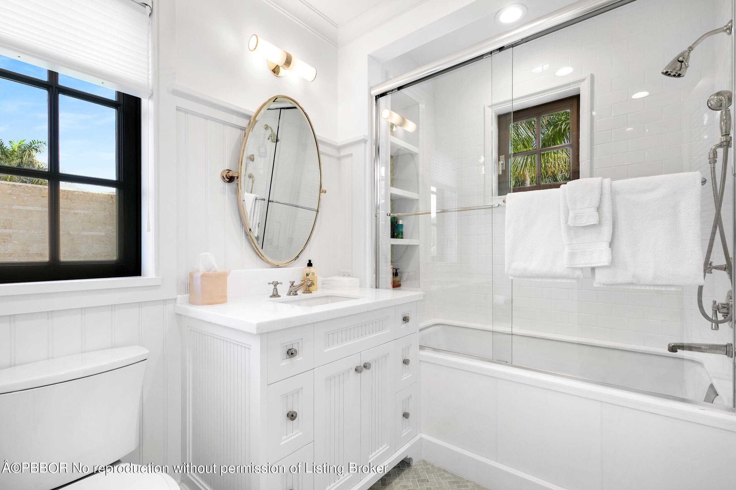 245 Ridgeview Drive Palm Beach, FL 33480 - Photo 26 of 43 Guest Bath 3