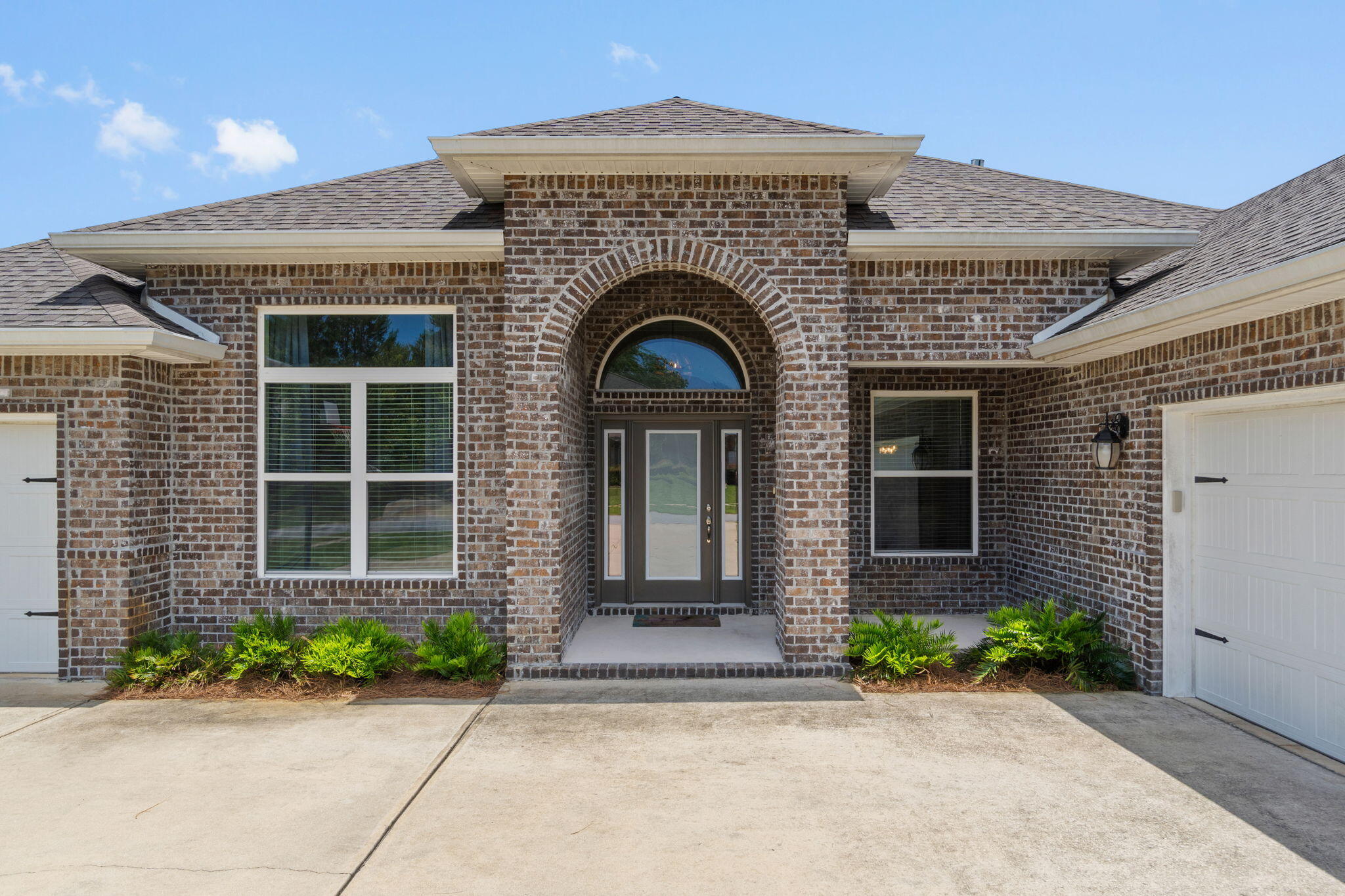 370 Mango Lane Freeport, FL 32439 - Photo 4 of 108 2-web-or-mls-FinalExterior-11