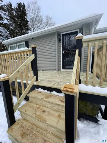 $369,900 | 233 Vergason Avenue, Norwich, CT 06360