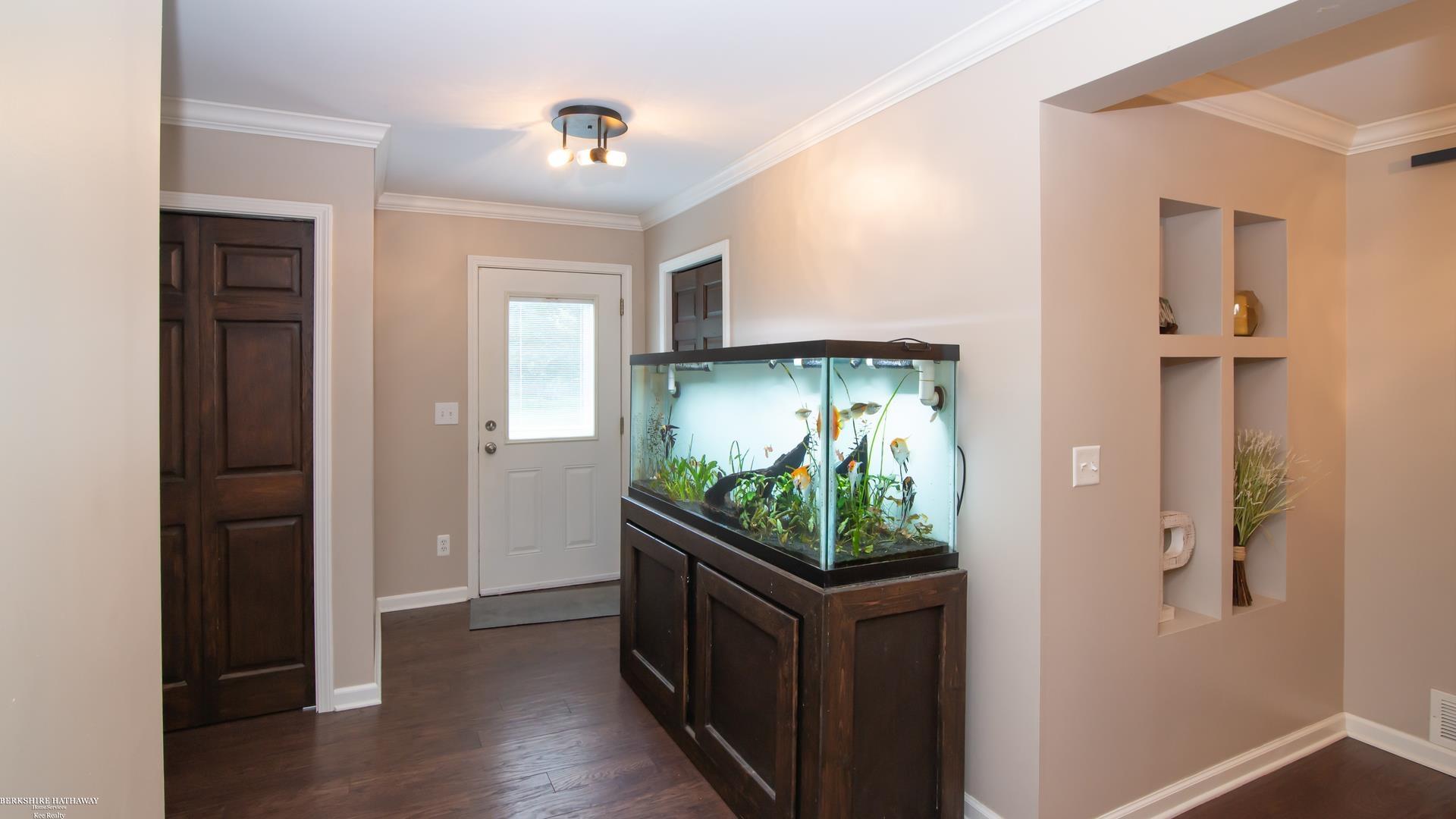2540 Frankson Avenue Rochester, MI 48307 - Photo 10 of 37 50117180-9.JPG