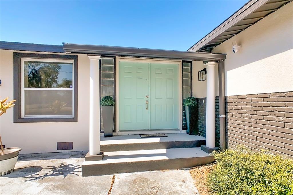 1700 South Miller Road Valrico, FL 33594 - Photo 13 of 66