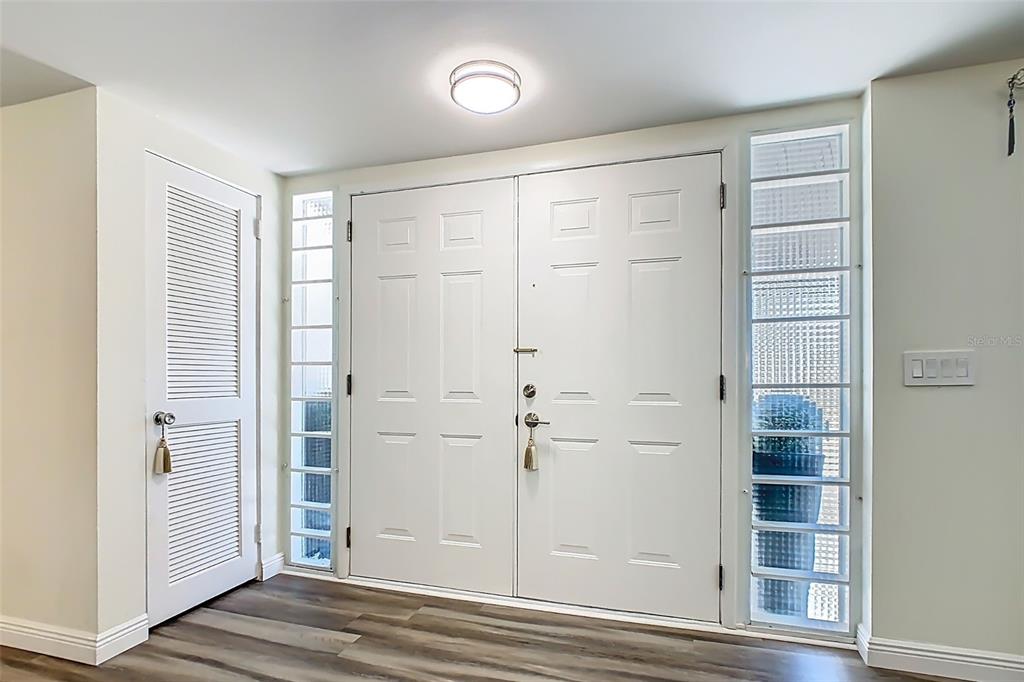 1700 South Miller Road Valrico, FL 33594 - Photo 14 of 66