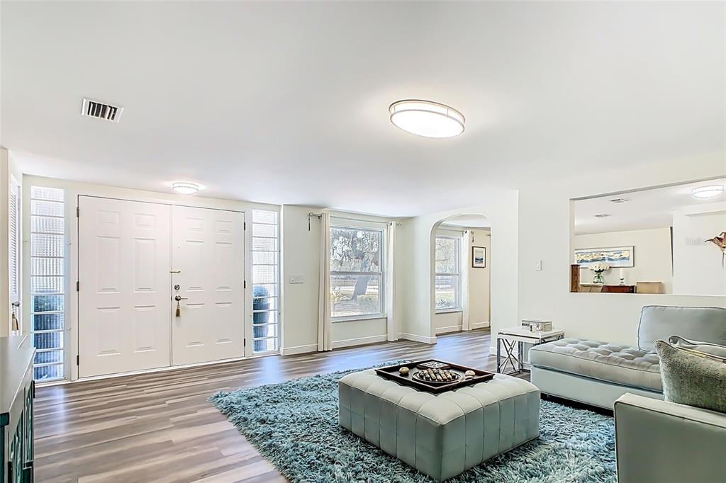 1700 South Miller Road Valrico, FL 33594 - Photo 15 of 66