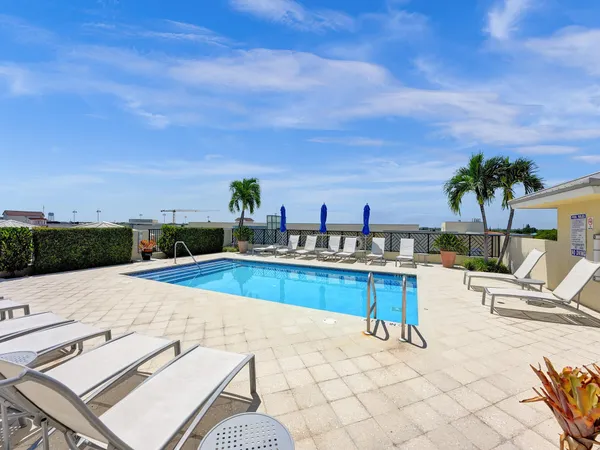 $5,000 | 225 Northeast 1st Street, Unit 412, Delray Beach, FL 33444