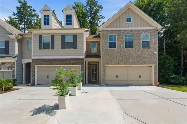 $325,000 | 7519 Stone Creek Path, Lithonia, GA 30038