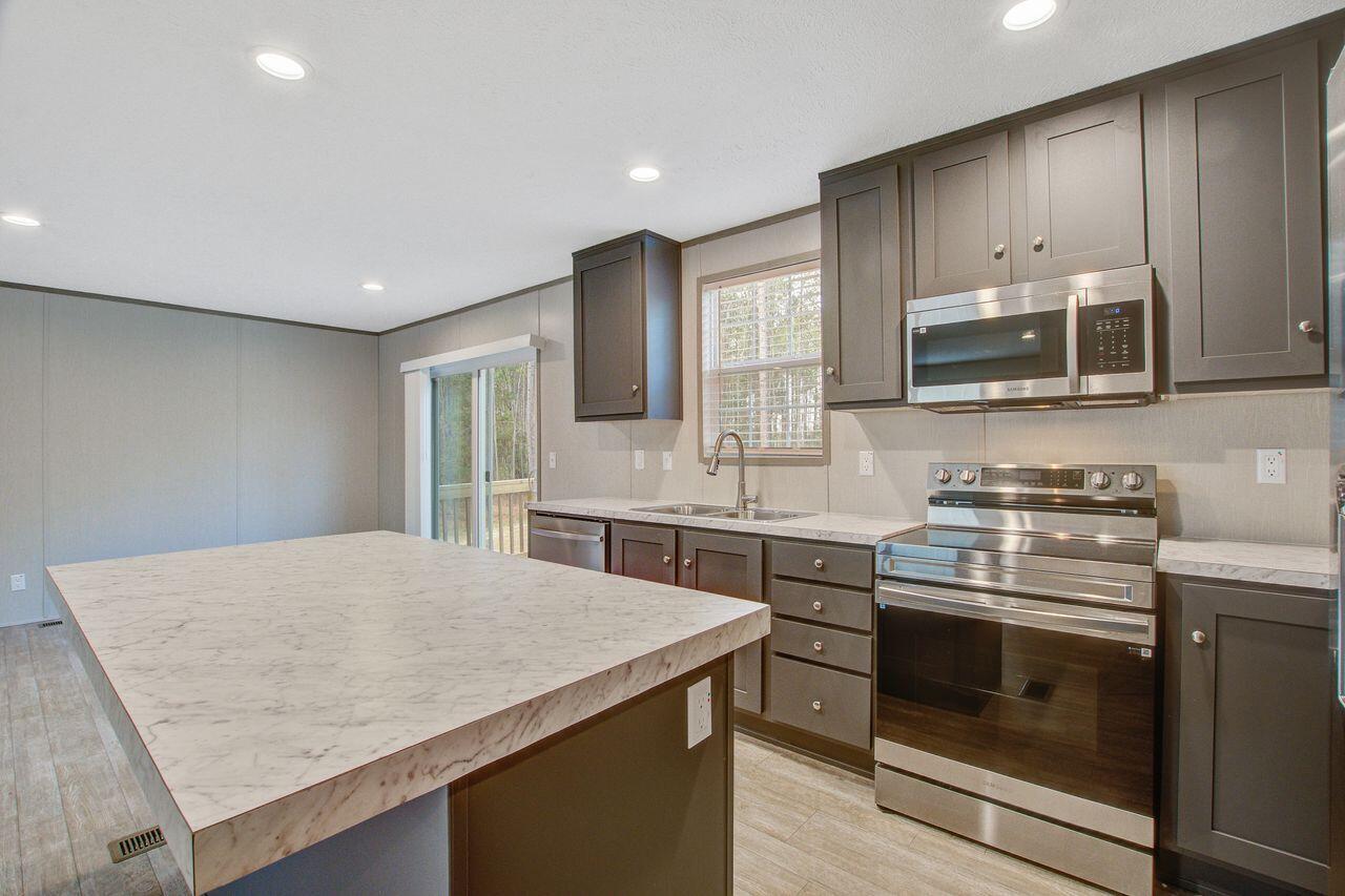 738 Campground Road Walterboro, SC 29488 - Photo 13 of 36 Gallery Image 13