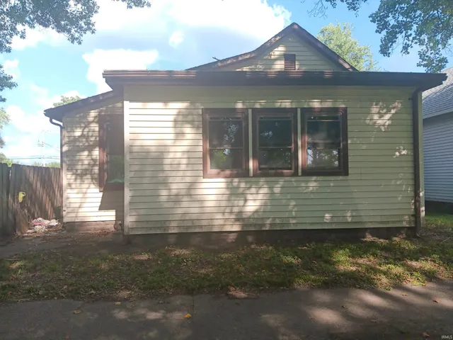 $45,000 | 917 North 9th Street, Terre Haute, IN 47807
