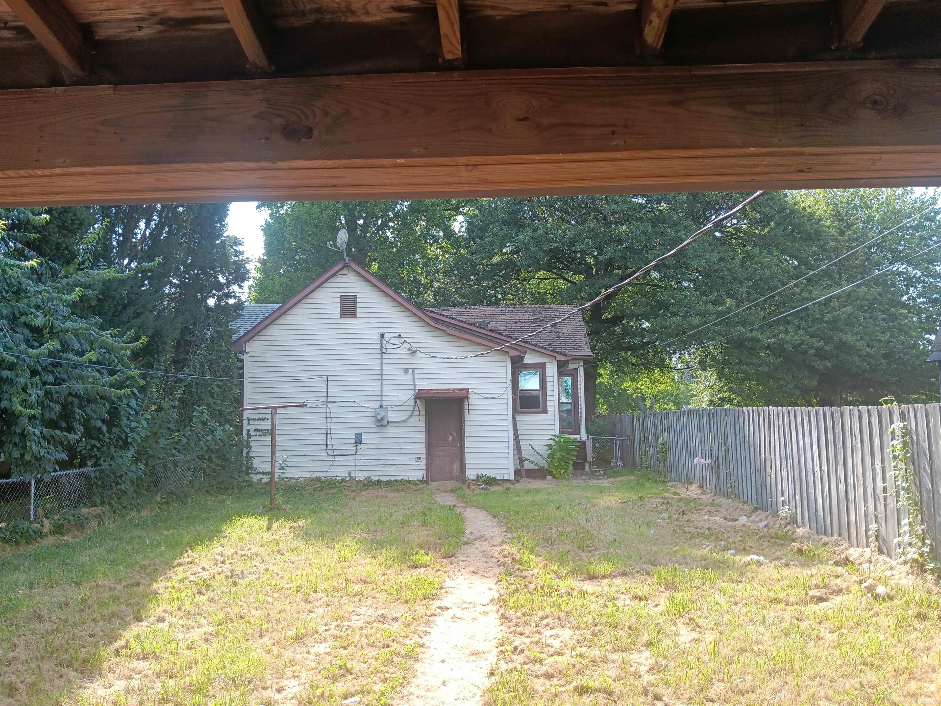 917 North 9th Street Terre Haute, IN 47807 - Photo 3 of 17