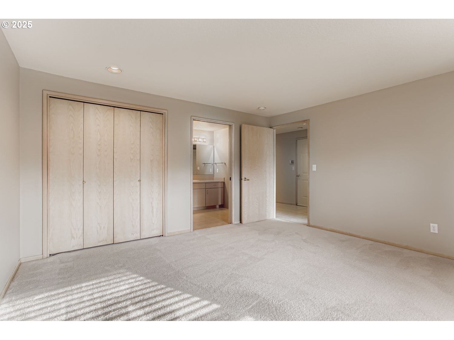 15917 Northeast Union Road, Unit 113 Ridgefield, WA 98642 - Photo 19 of 27 a view of an empty room