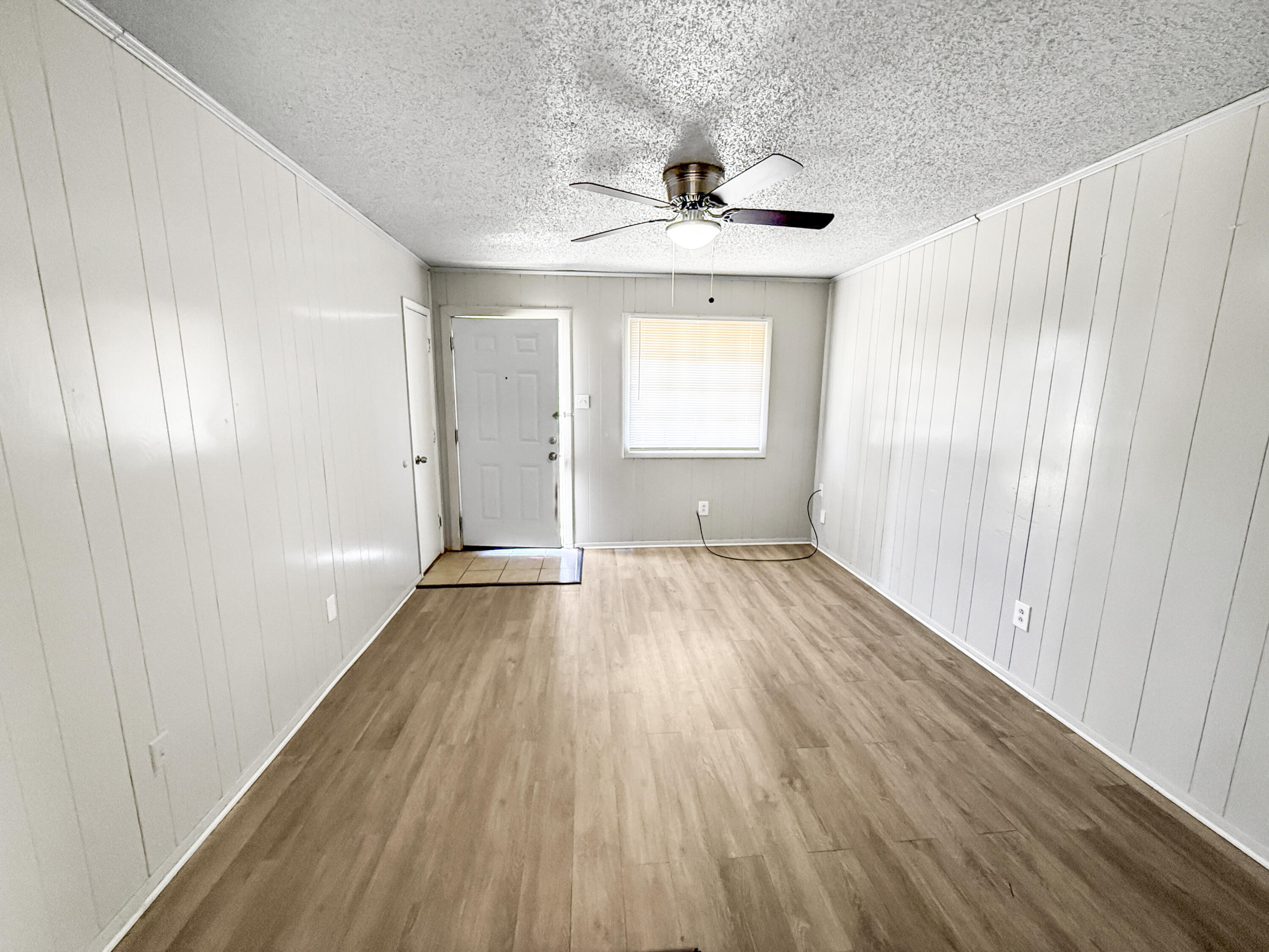 2302 40th Street Lubbock, TX 79412 - Photo 3 of 25 Unit A