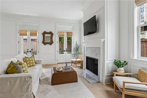 $1,395,000 | 3808 Prytania Street, New Orleans, LA 70115