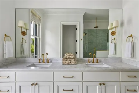 $1,395,000 | 3808 Prytania Street, New Orleans, LA 70115