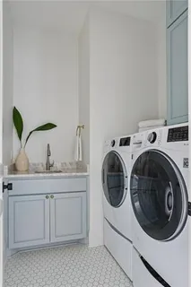 $1,395,000 | 3808 Prytania Street, New Orleans, LA 70115