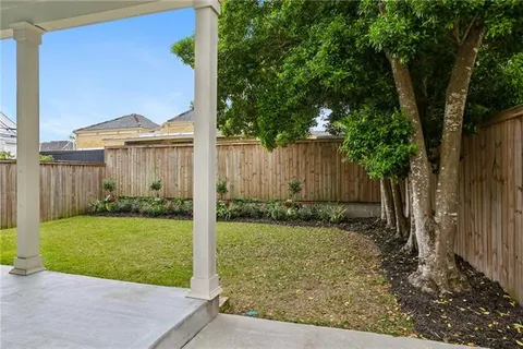 $1,395,000 | 3808 Prytania Street, New Orleans, LA 70115