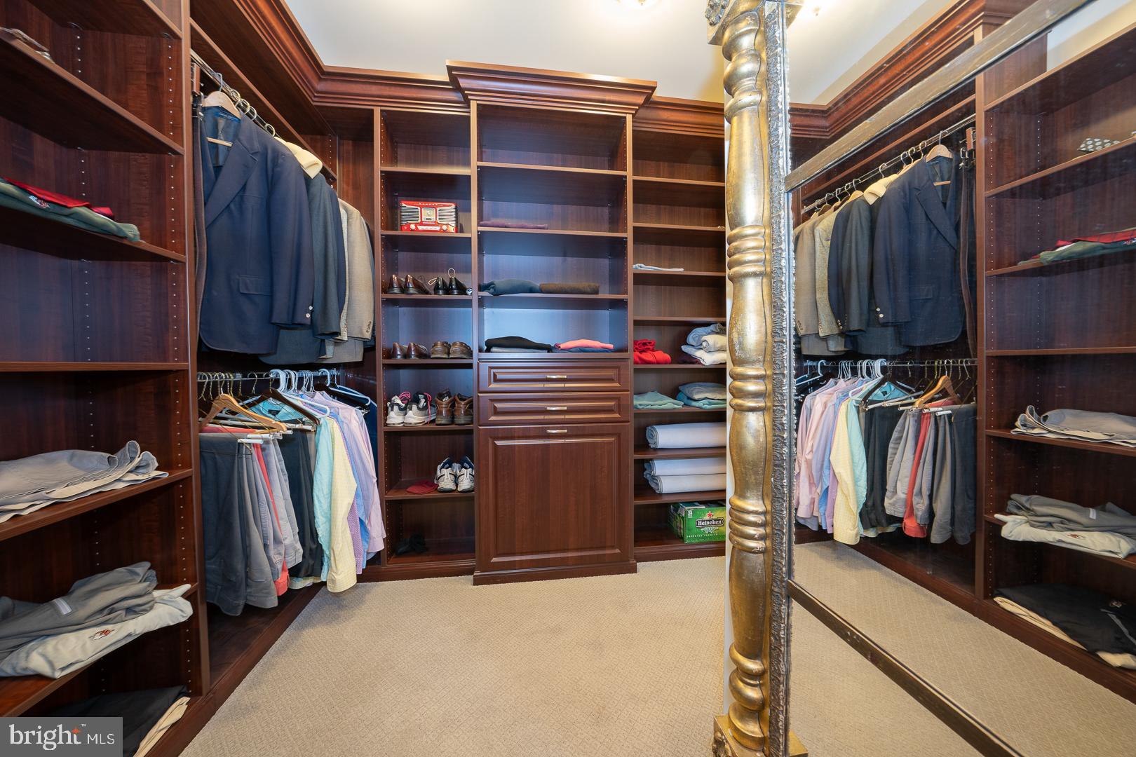 305 Old Liseter Road Newtown Square, PA 19073 - Photo 22 of 36 Primary Closet