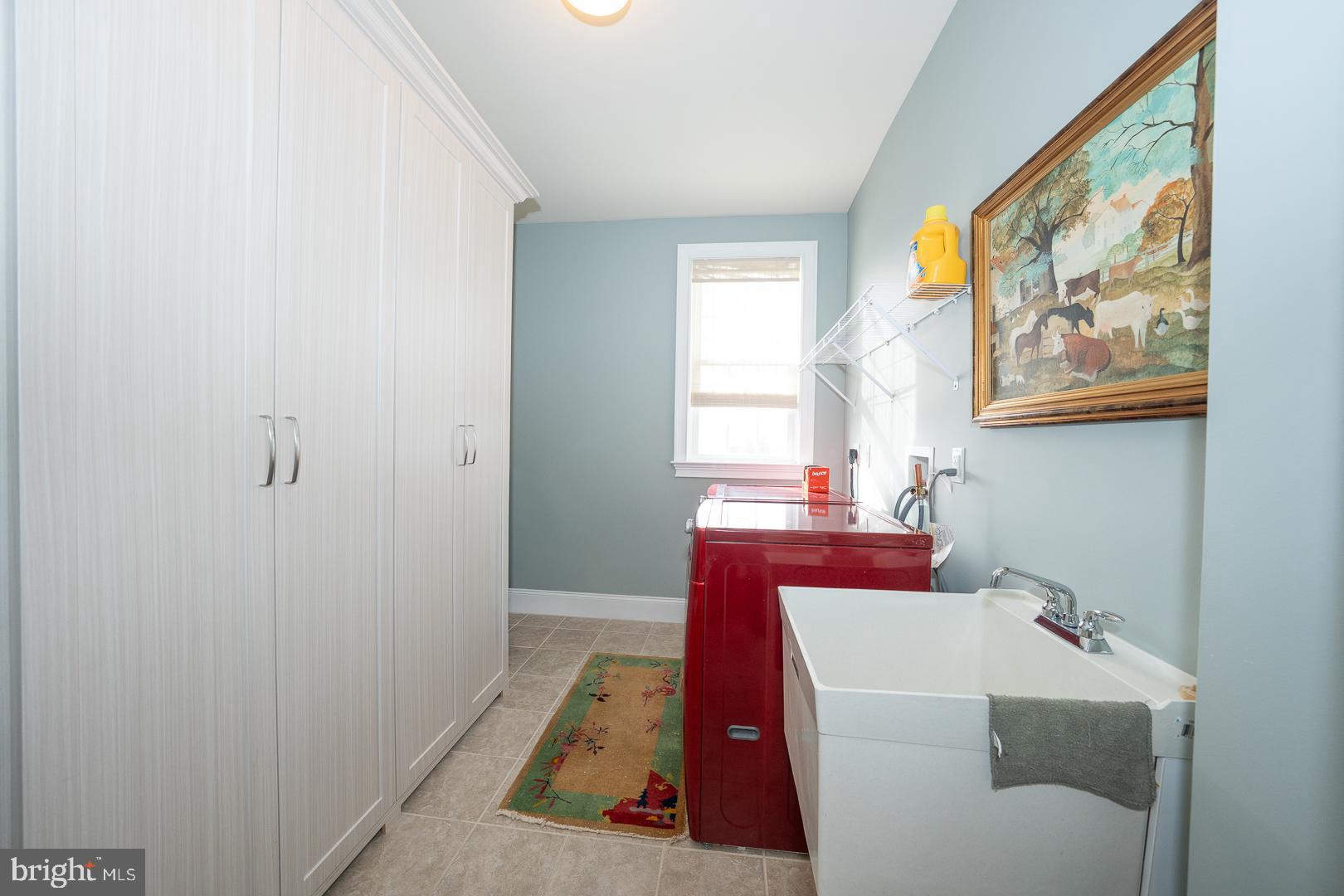 305 Old Liseter Road Newtown Square, PA 19073 - Photo 24 of 36 Laundry