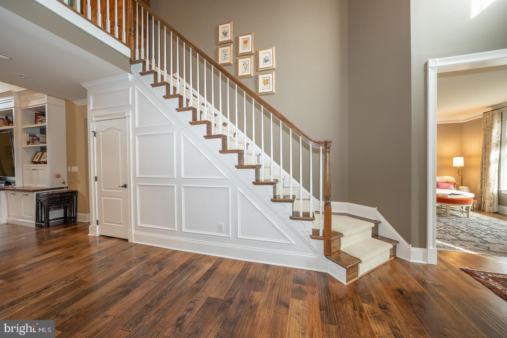 305 Old Liseter Road Newtown Square, PA 19073 - Photo 3 of 36 Foyer