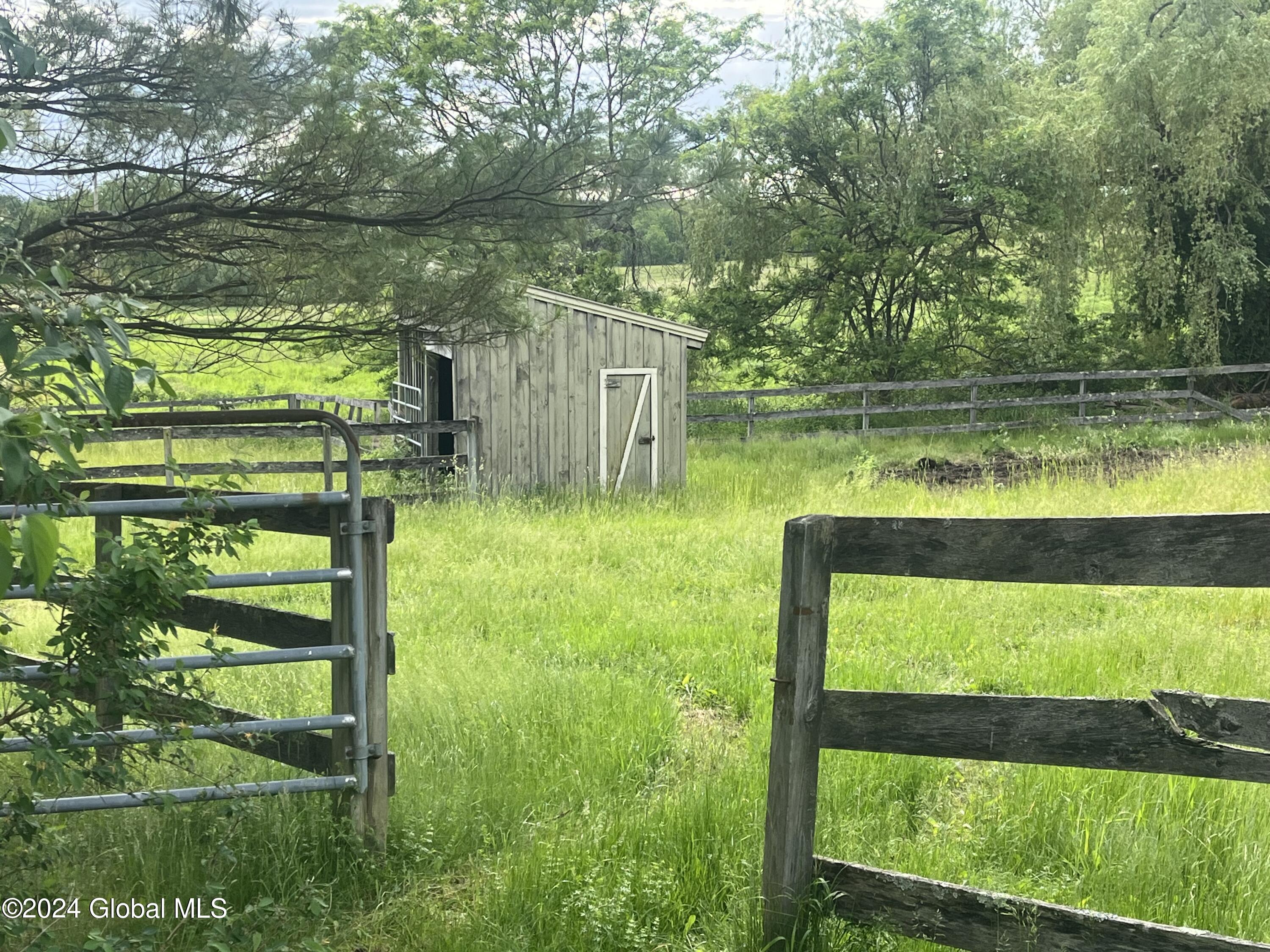 1799 County Rte 9 Austerlitz, NY 12037 - Photo 6 of 35 IMG_0531