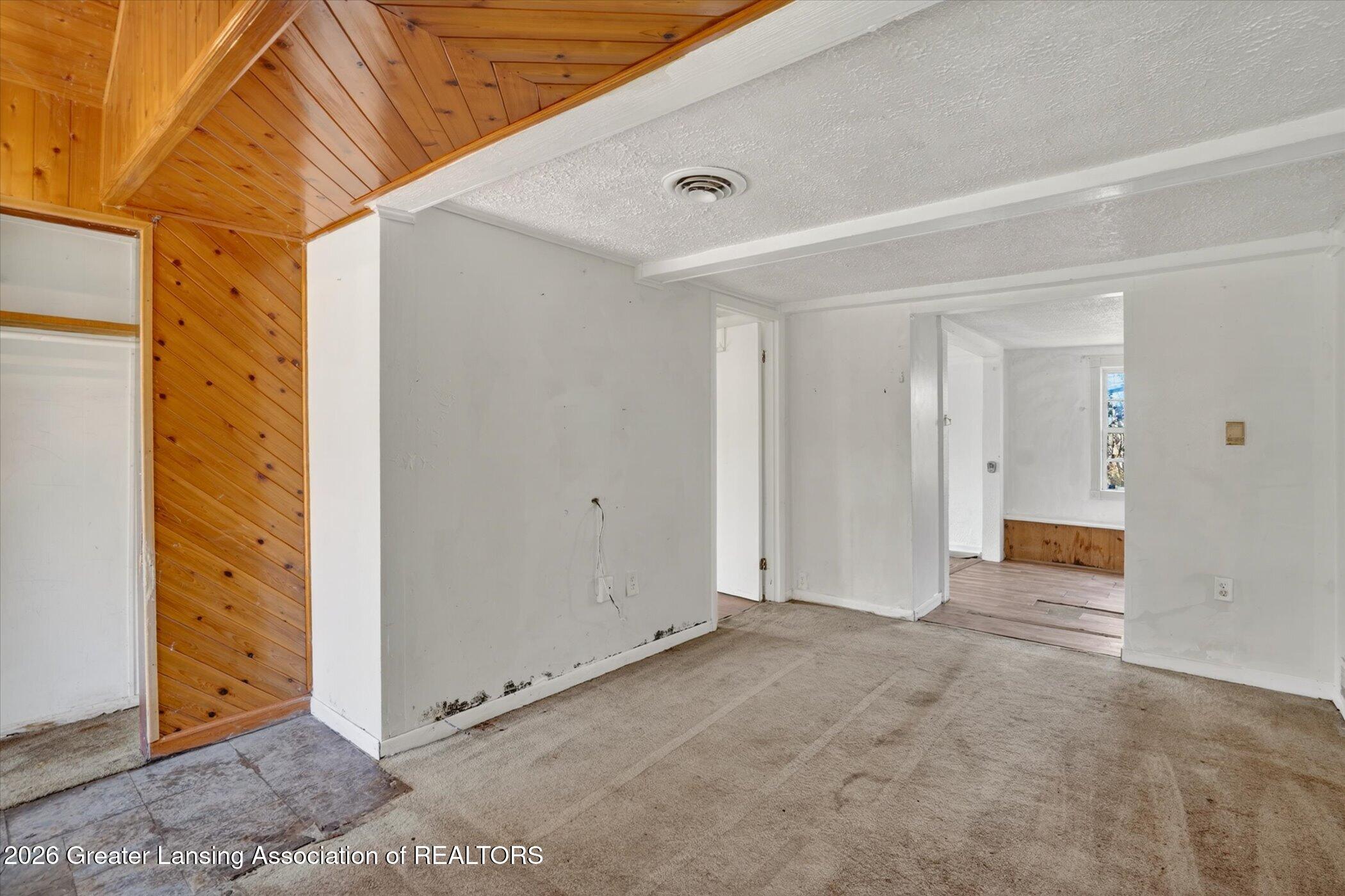 3024 West Jolly Road Lansing, MI 48911 - Photo 21 of 37 22-3024-W-Jolly-Rd-WindowStill-Real-Esta