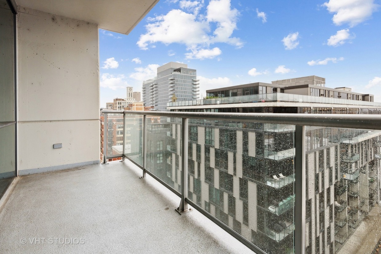 123 South Green Street, Unit 1009B Chicago, IL 60607 - Photo 13 of 17