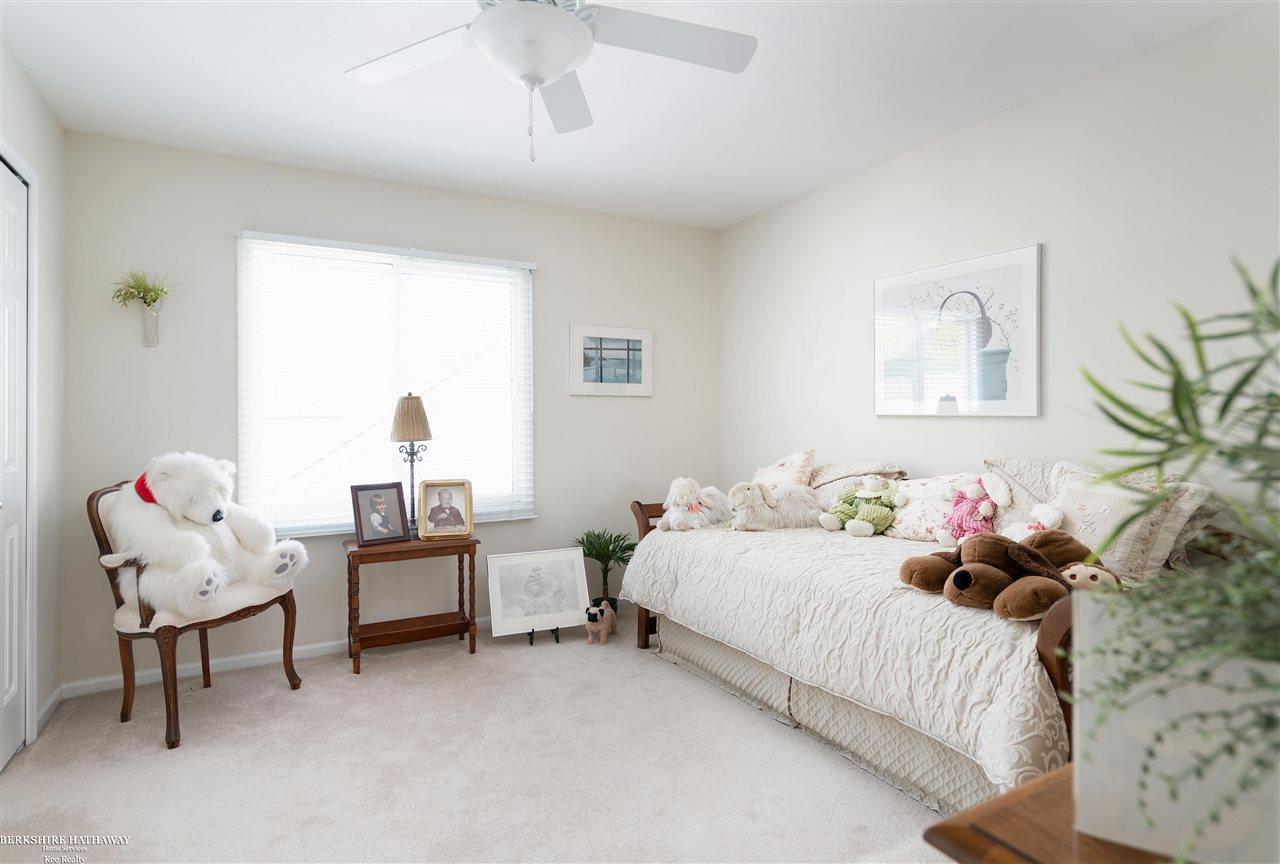 3233 Topview Court Rochester, MI 48309 - Photo 29 of 43 50042084-28.JPG