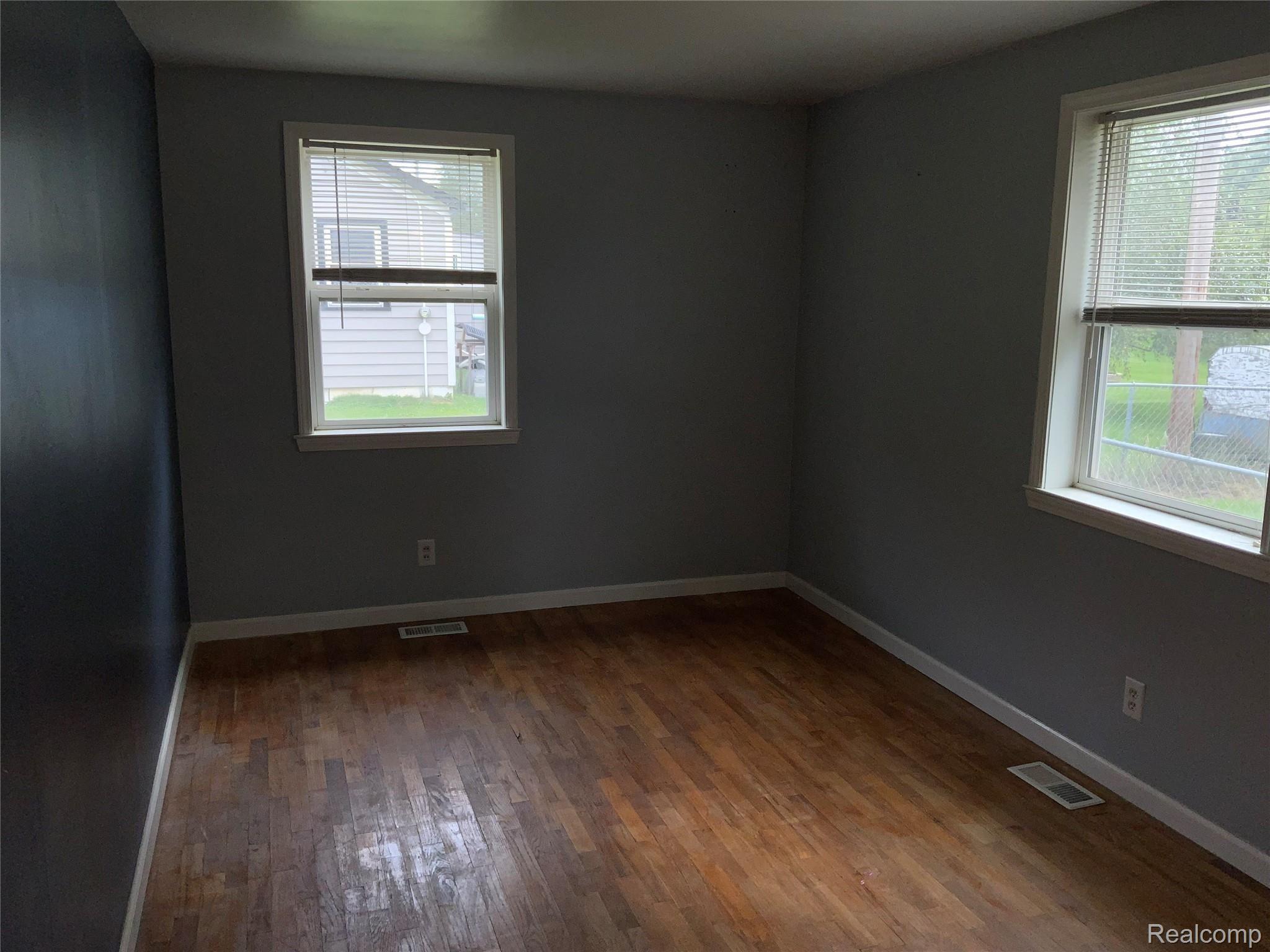 4584 Rood Road Holly, MI 48442 - Photo 12 of 14 Bed 2.jpg