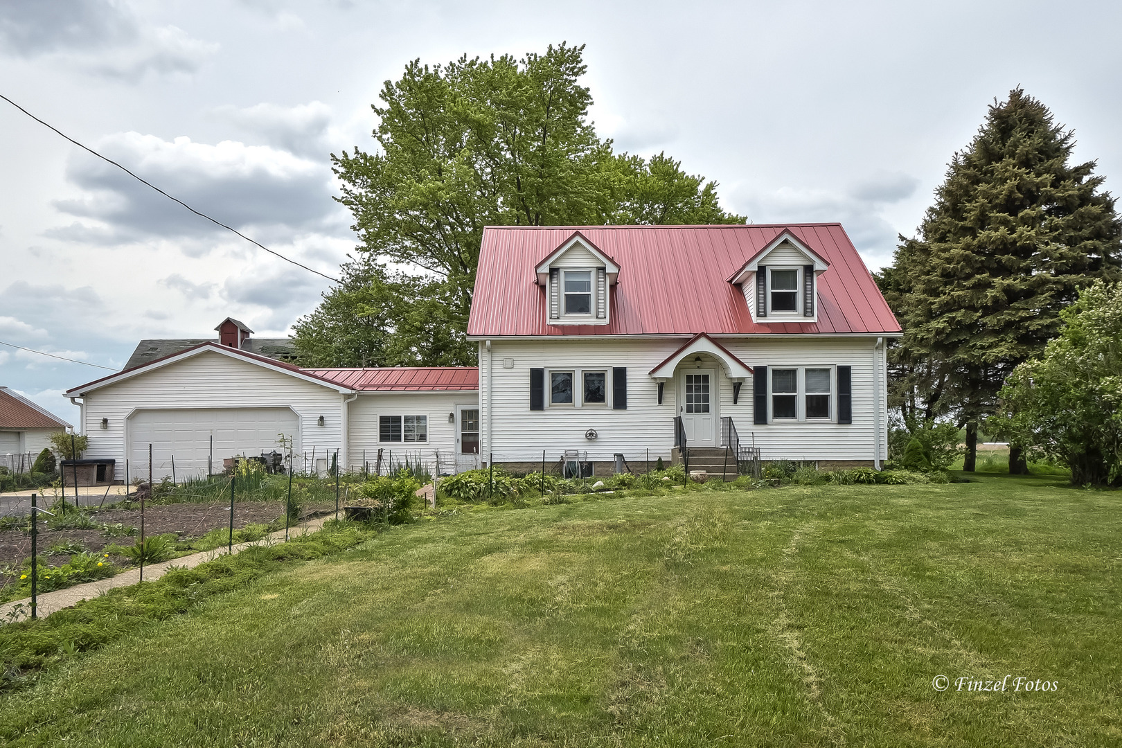 3588 County Line Road Garden Prairie, IL 61038 - Photo 1 of 26 Gallery Image 1