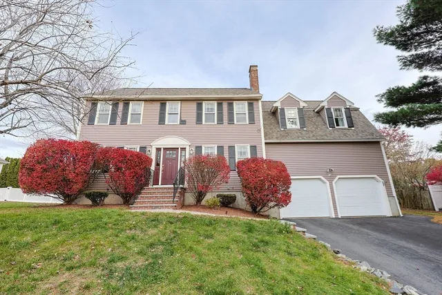$935,000 | 23 Ledgeview Drive, Norwood, MA 02062