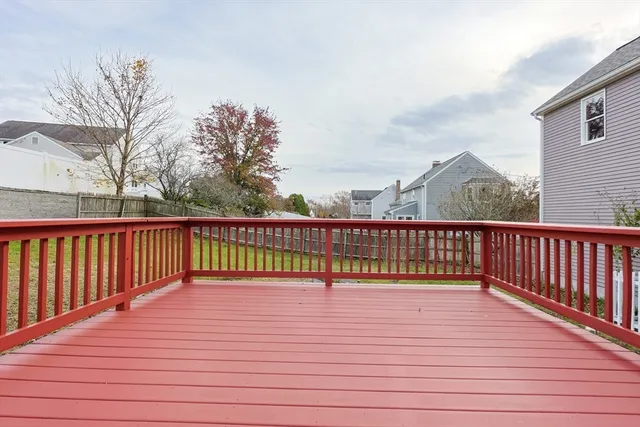 $935,000 | 23 Ledgeview Drive, Norwood, MA 02062