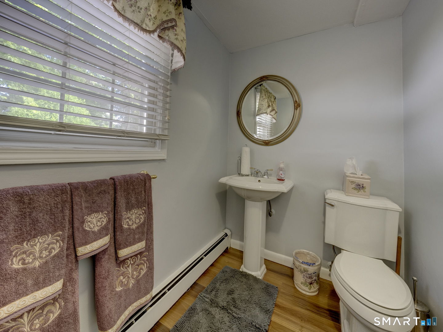 4 Lee Circle Bloomfield, CT 06002 - Photo 11 of 38