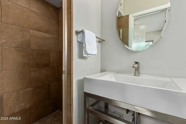 $9,450 | 4826 North 69th Street, Scottsdale, AZ 85251