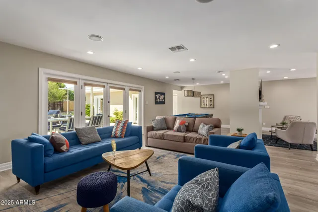 $9,450 | 4826 North 69th Street, Scottsdale, AZ 85251