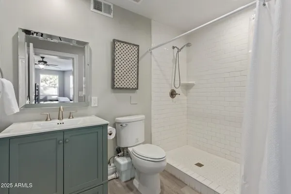 $9,450 | 4826 North 69th Street, Scottsdale, AZ 85251