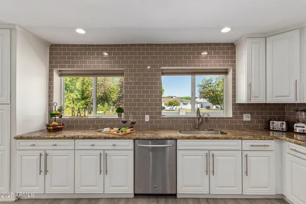 $9,450 | 4826 North 69th Street, Scottsdale, AZ 85251