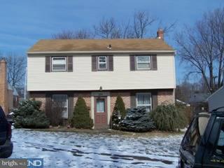 329 Harrington Road Havertown, PA 19083 - Photo 1 of 4